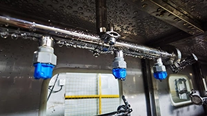 High-Pressure Spray Cleaning