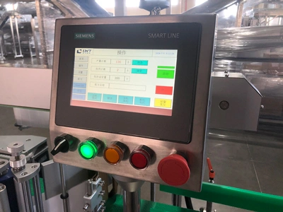Front and Back Labeler